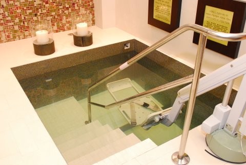 Mei Menachem Mikvah Israel